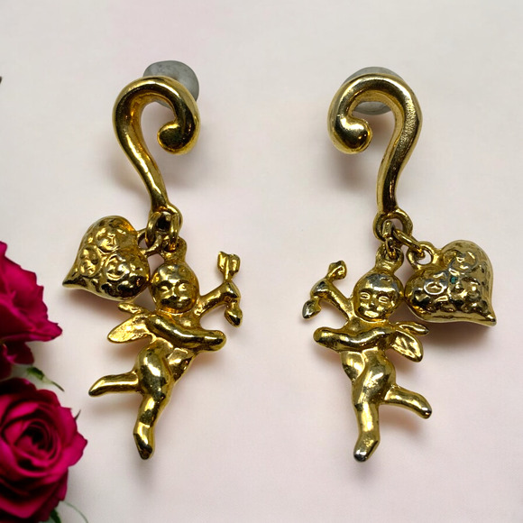 Vintage 1980s Gold Tone Cherub Heart Pierced Dangle Earrings Valentine Romantic - Picture 1 of 5
